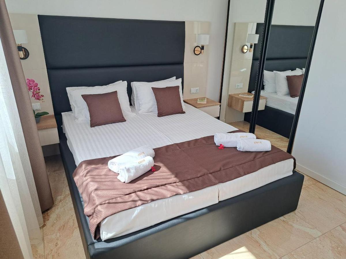 Onyx 2 Private Apartments Свети-Влас Экстерьер фото