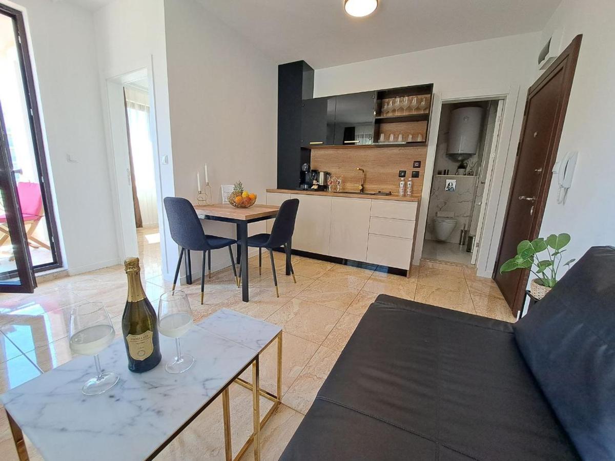 Onyx 2 Private Apartments Свети-Влас Экстерьер фото